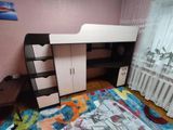 Дитяче ліжко горище для однієї дитини